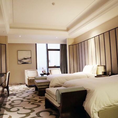 Royal Seaside Hotel And Hot Springs Xiamen Exterior photo