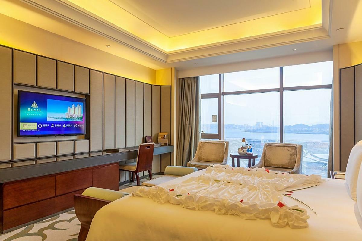 Royal Seaside Hotel And Hot Springs Xiamen Exterior photo
