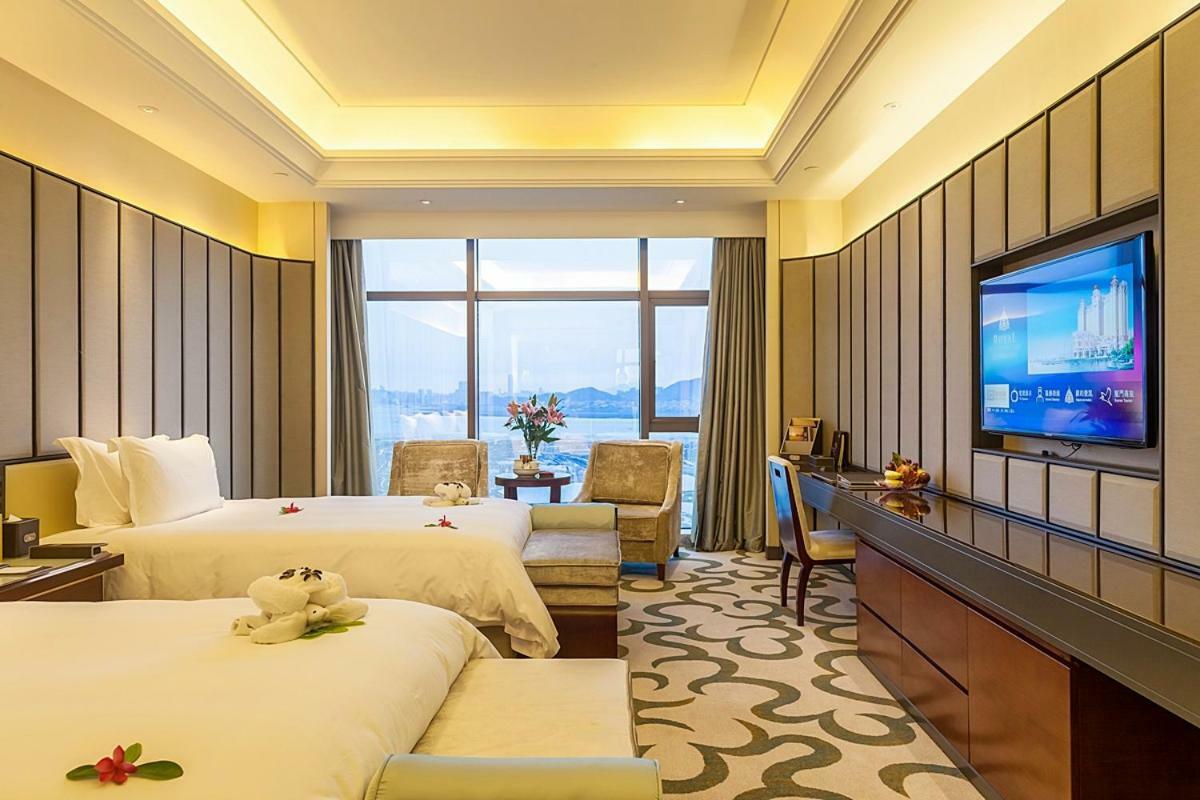 Royal Seaside Hotel And Hot Springs Xiamen Exterior photo
