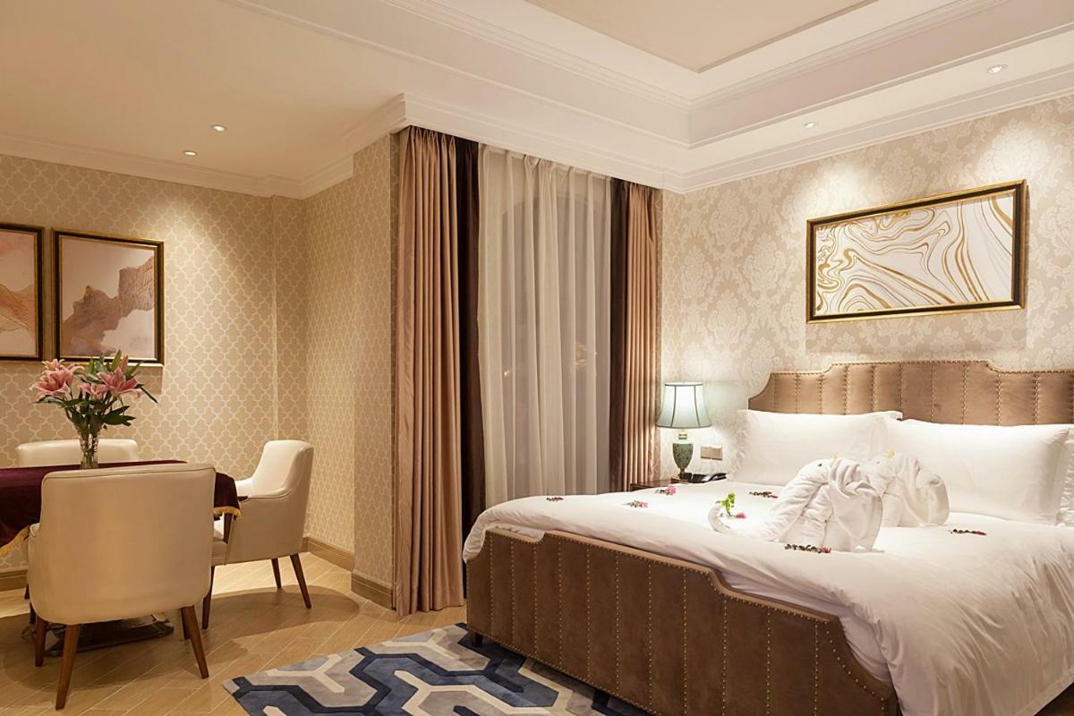 Royal Seaside Hotel And Hot Springs Xiamen Exterior photo
