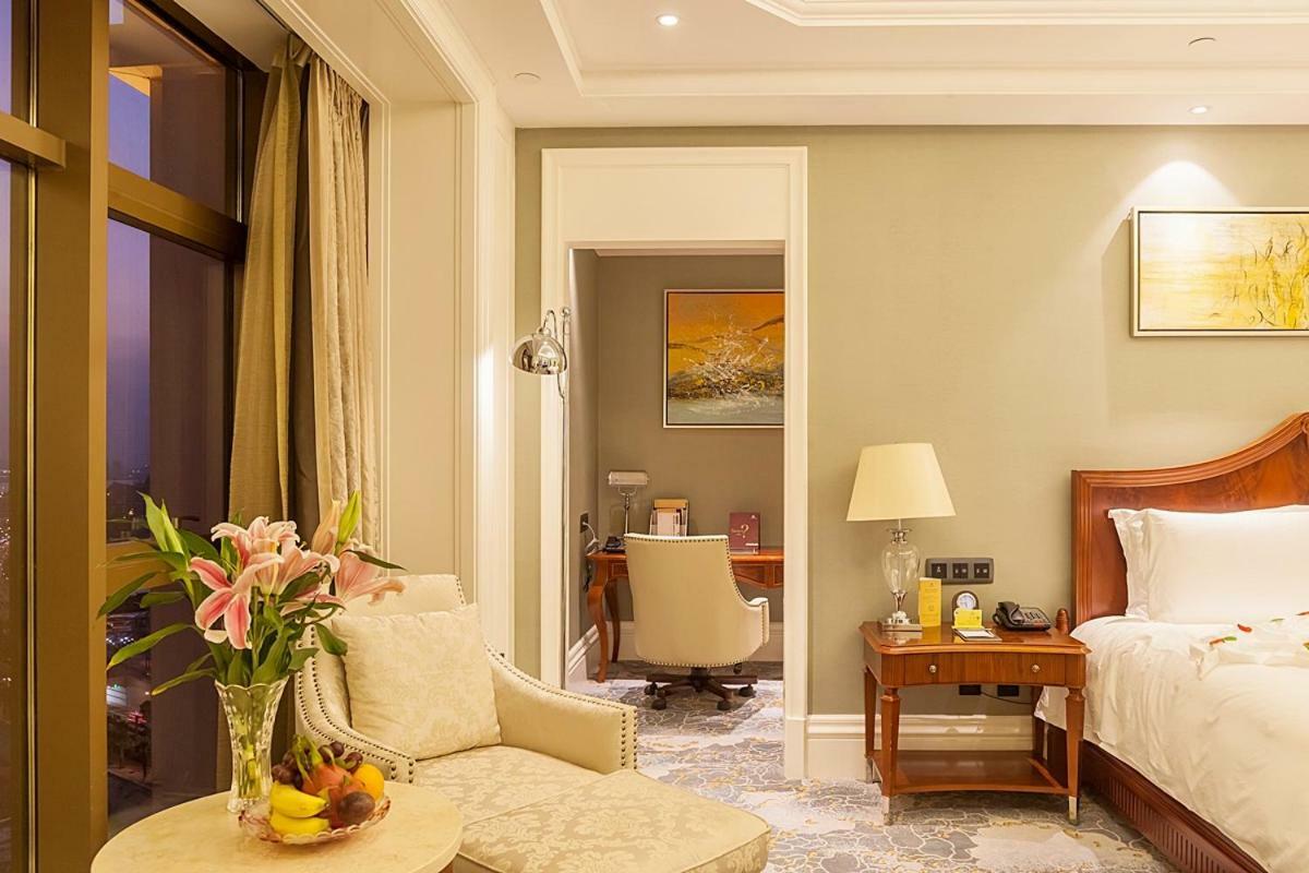 Royal Seaside Hotel And Hot Springs Xiamen Exterior photo